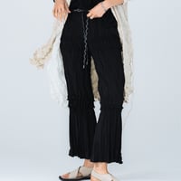 <予約商品>　[TA-BUM0015]"BUMPY" FLARE TROUSER