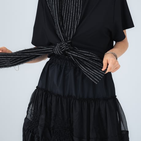 <予約商品>　[TA-BUM0013] "BUMPY" SHEER ASYMMETRIC SKIRT