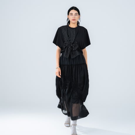 <予約商品>　[TA-BUM0013] "BUMPY" SHEER ASYMMETRIC SKIRT