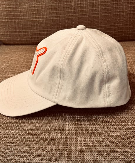 TEMBEA ICE CAP WHITE