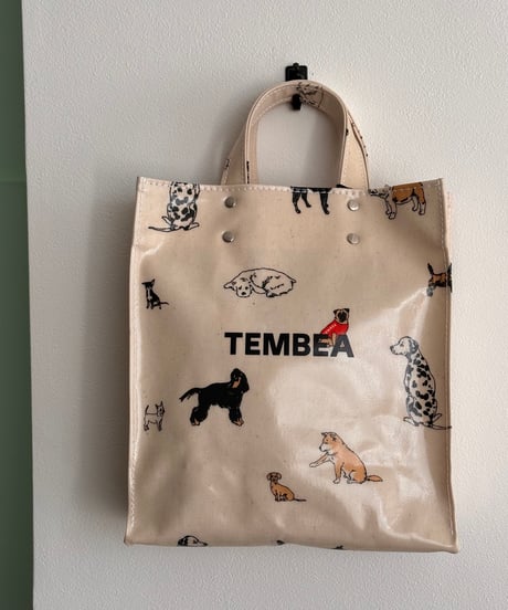 TEMBEA PAPER TOTE SMALL DOG PRINT