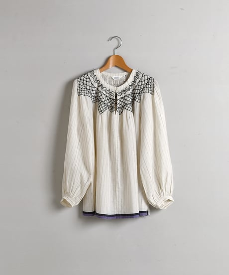 TOAST / Smocked Neck Cotton Silk Mulmul Top