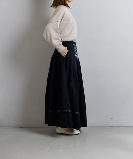 TOAST / Cotton Satin Smocked Skirt