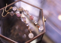 ヘマタイトインクォーツ、カルセドニー　フックピアス