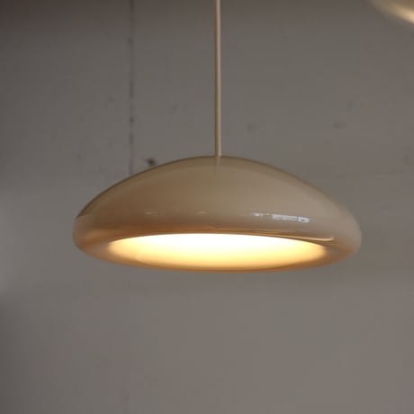 "ILKW." BELLY 30 PENDANT - SAND