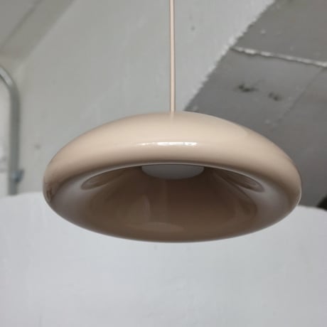 "ILKW." BELLY 30 PENDANT - SAND
