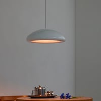 "ILKW." BELLY 30 PENDANT - WHITE