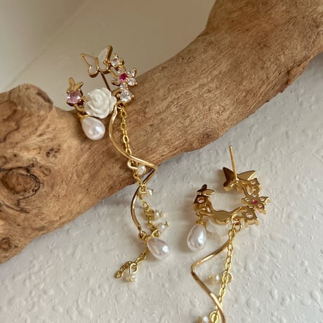 Fleur et Papillonピアス/イヤリング