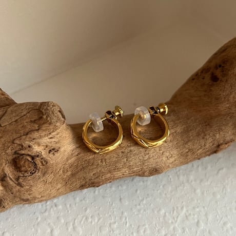 s679 ピアス/イヤリング