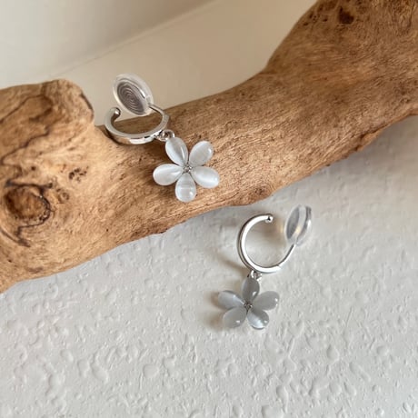 Petal Glowピアス/イヤリング