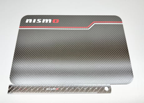 R35GT-R NISMO カーボンマウスパッド