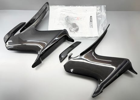 R35GT-R TOPSECRET GTウイング SW マウントステー