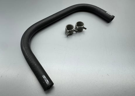 R35GT-R ホース リザーバータンク + クリップ2個 セット