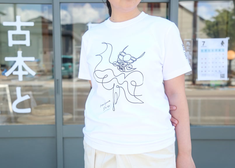 張山しし踊りTシャツ（hitofude／ホワイト） | TONO MADE