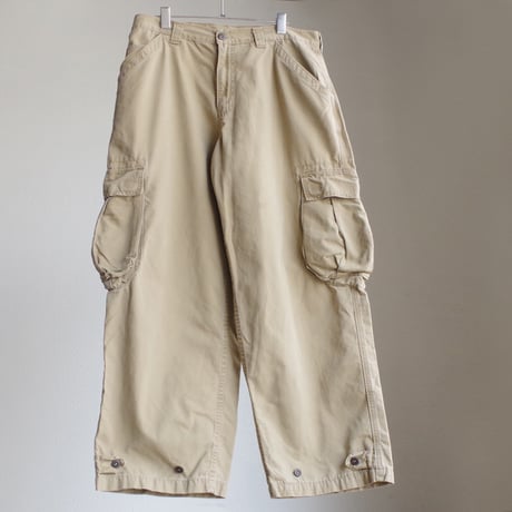Levis”DRY GOODS