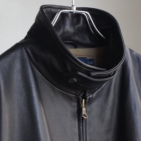 Ralph Lauren”