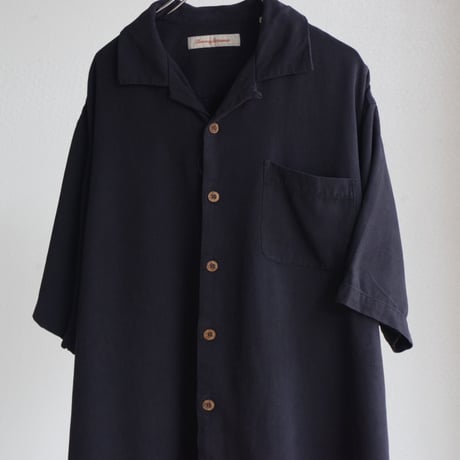 Tommy bahama"