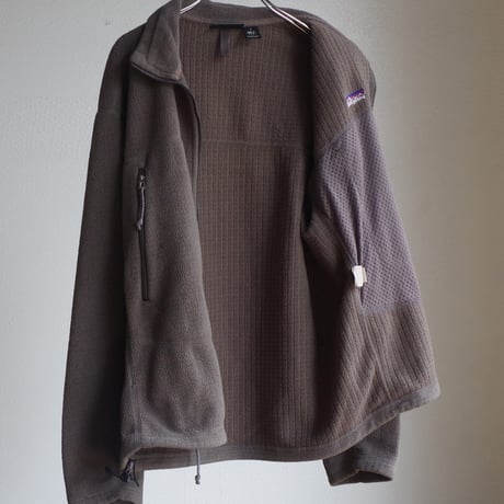 patagonia"R3 radiant Jacket
