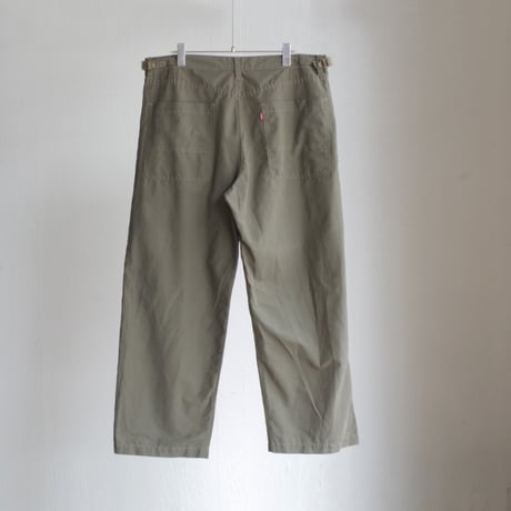Levi’s"