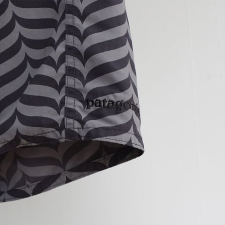 patagonia"Wavefarer Board Shorts