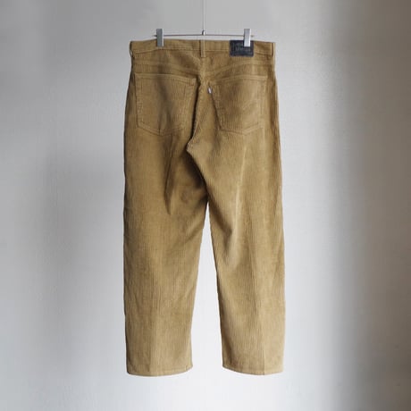 Levi’s” silver tab
