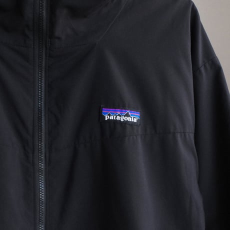 patagonia”Nano-Air Light Hybrid Hoody