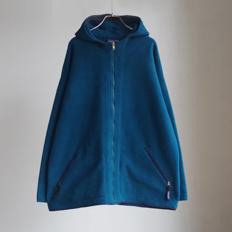 patagonia"Synchilla Hooded Fleece Jacket  made in Portugal