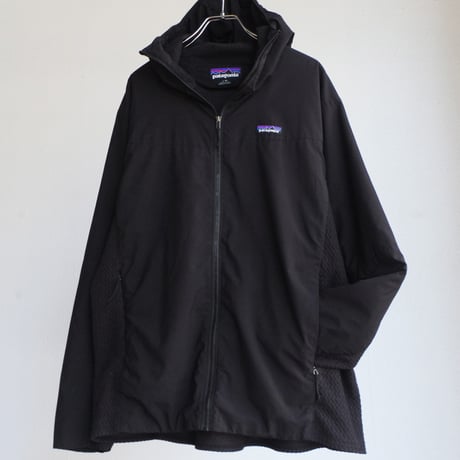 patagonia”Nano-Air Light Hybrid Hoody