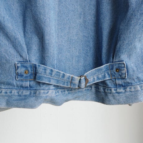 WilliWear”