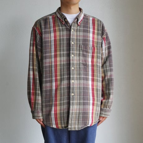 J.CREW”