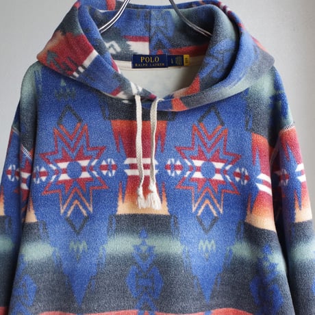 Ralph Lauren”
