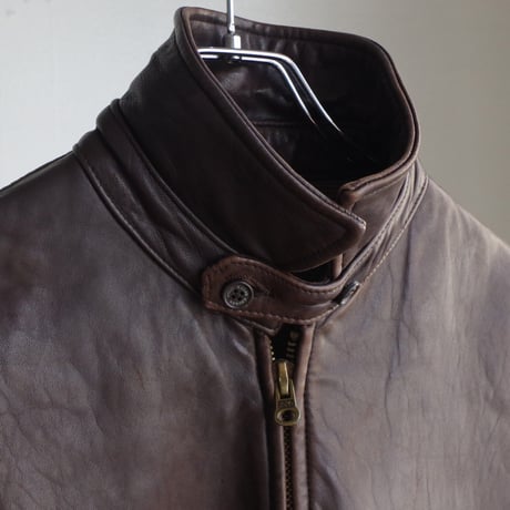 Ralph Lauren”