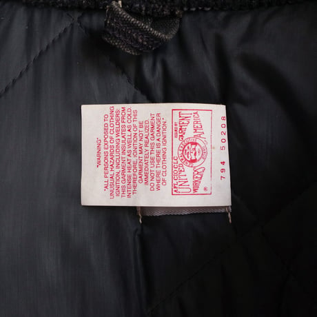 Carhartt”    made in USA