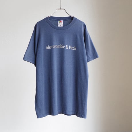Abercrombie & Fitch”