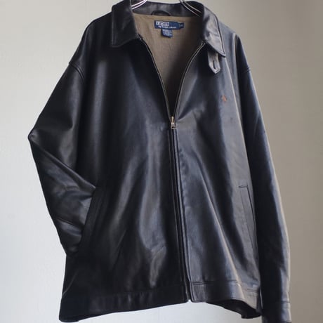 Ralph Lauren”