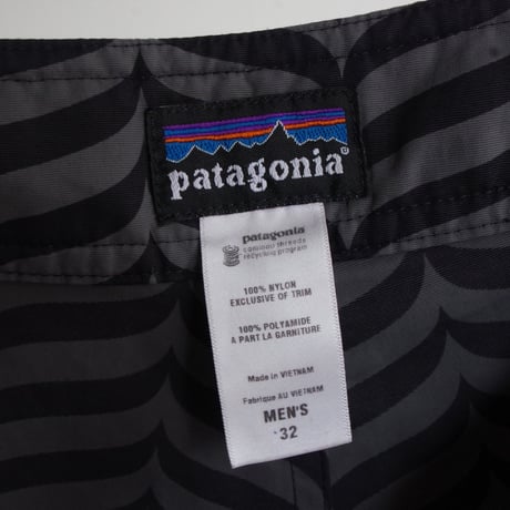 patagonia"Wavefarer Board Shorts