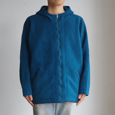 patagonia"Synchilla Hooded Fleece Jacket  made in Portugal