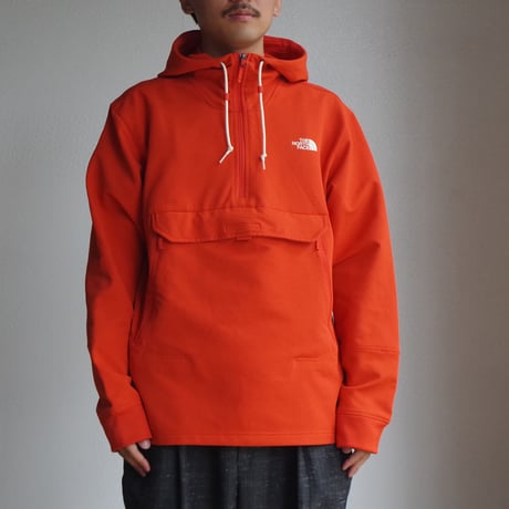 THE NORTH FACE”