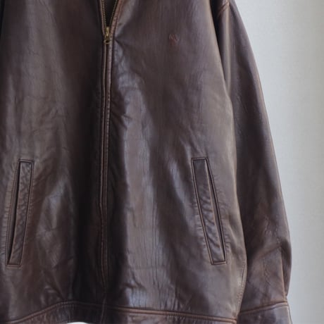 Ralph Lauren”