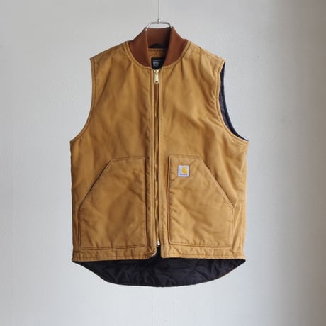 carhartt"