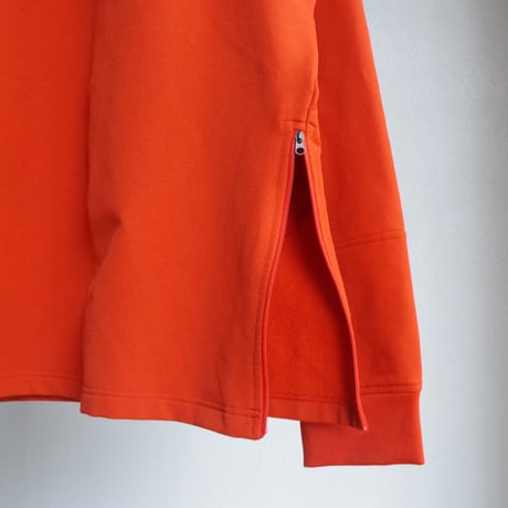 THE NORTH FACE”