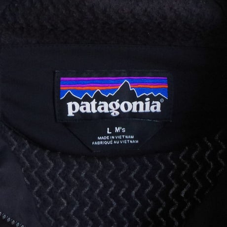 patagonia”Nano-Air Light Hybrid Hoody