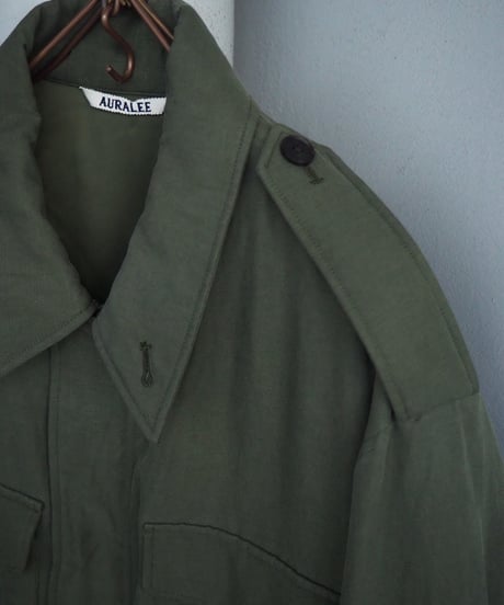AURALEE(MENS) / A26AB01SS / BRUSHED SILK LINEN SATIN PADDED MILITARY BLOUSON