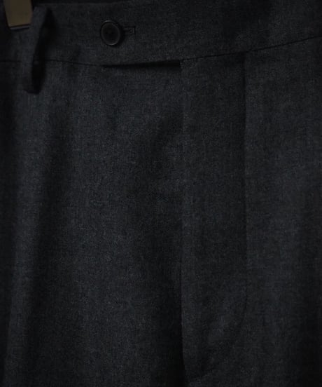 AURALEE(MENS) / A26AP03OS / SUPER LIGHT WOOL TWO-TUCK SLACKS