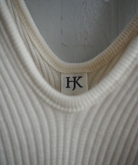 HAKUJI / H232630 / WOOL RIB V-NECK TANK TOP