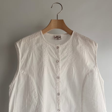 Bead embroidery tops