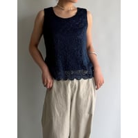 Lace sleeveless tops