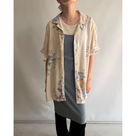 Natural flower shirt