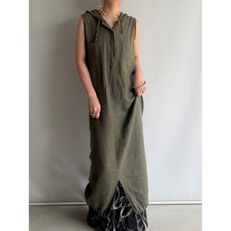 Hooded linen dress