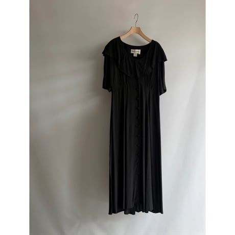 Round cape collar dress